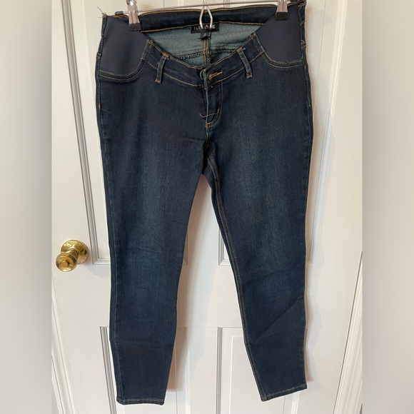 Small Maternity Skinny Jeans with Side-Panel - Picture 1 of 3